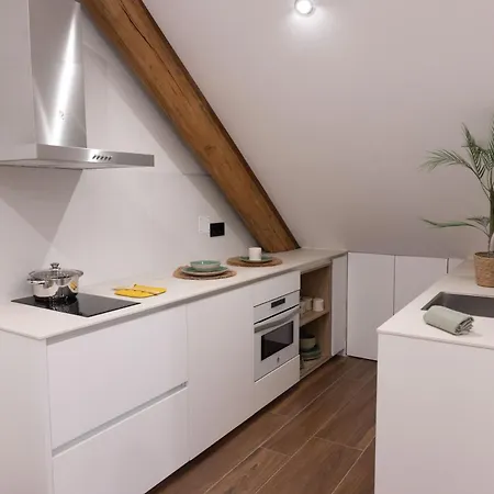 Pardavila 57 Slow * 马林